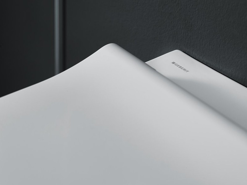 Унитаз Geberit Smyle Square 500.683.01.1 подвесной с сиденьем Микролифт